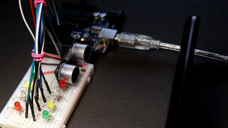 Connections of Distance status using LEDs