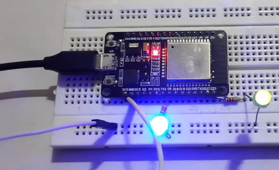 Extenal LEDs blinking