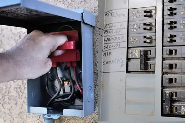 Disconnecting the power supply