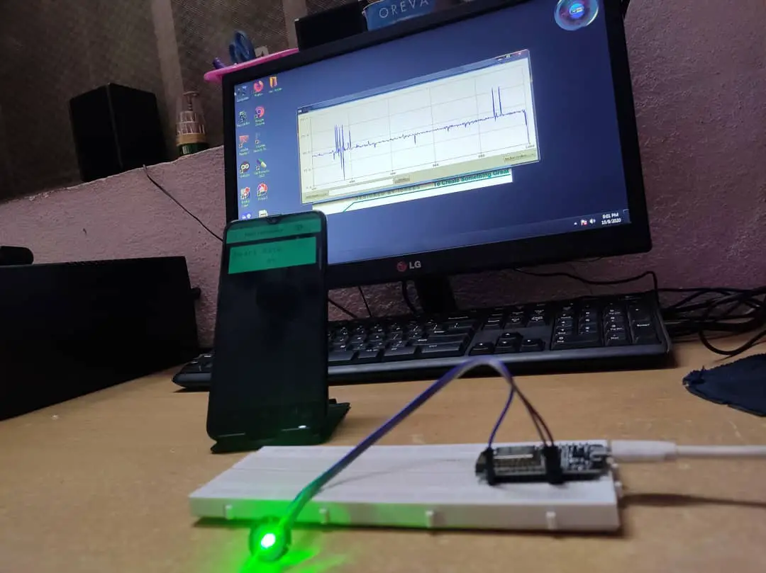 IoT based heart rate monitor IoT based heart rate monitor